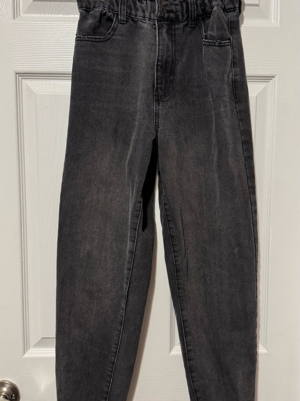 Forever 21 High-Rise Washed Black Women's Jeans